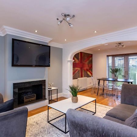 Gilmonby Road Villa Мидълзбро Екстериор снимка
